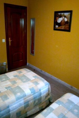 Pension Parque Del Ebro (Adults Only) โลโกรโญ ภายนอก รูปภาพ