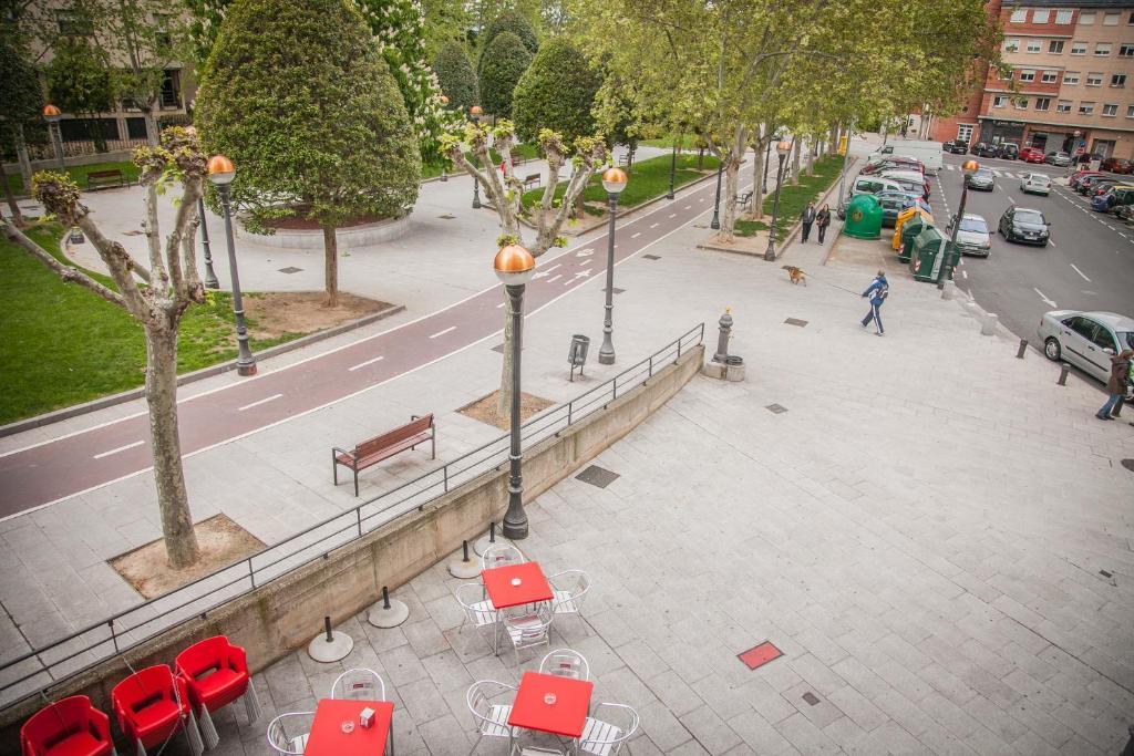 Pension Parque Del Ebro (Adults Only) โลโกรโญ ภายนอก รูปภาพ